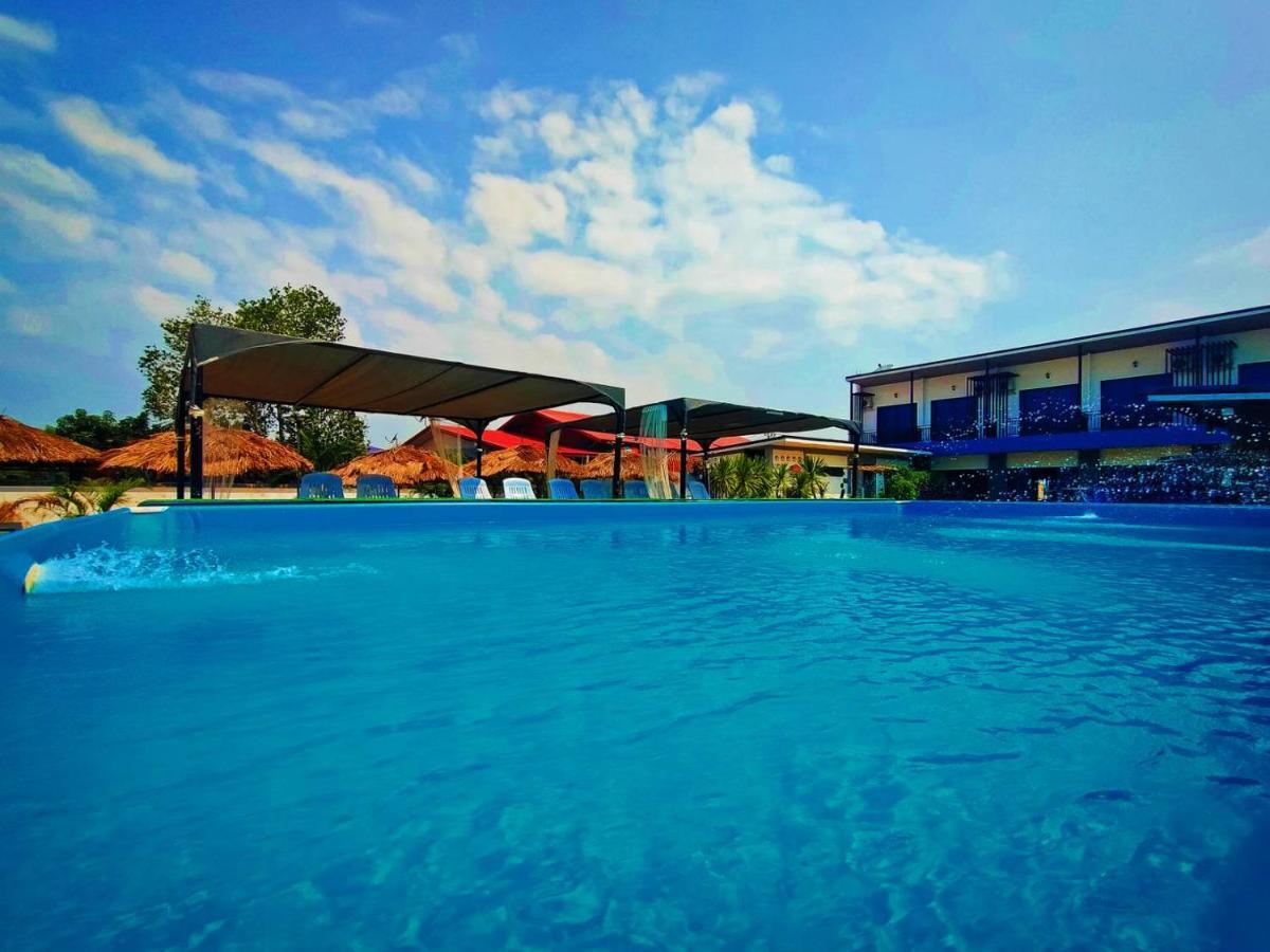 Wixky Hotel Nong Khai Buitenkant foto