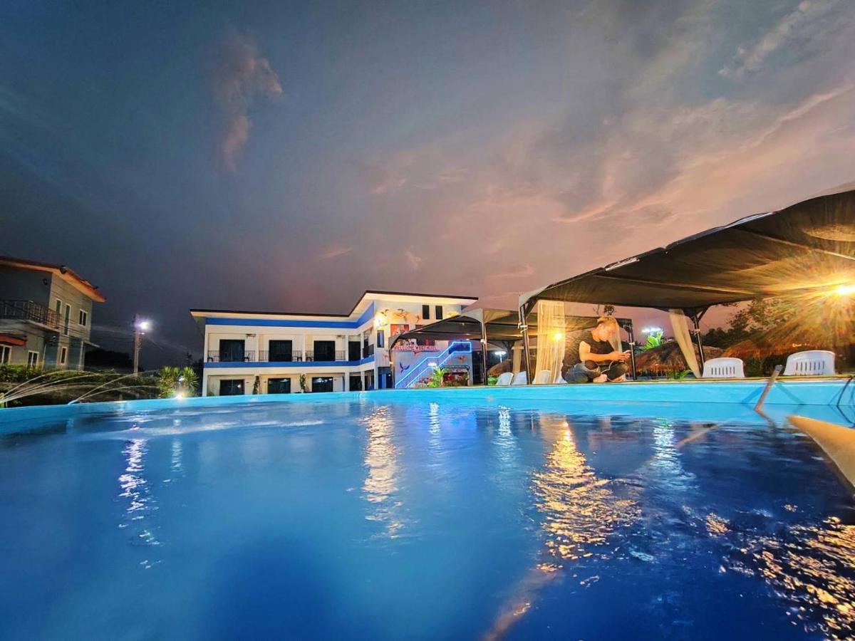 Wixky Hotel Nong Khai Buitenkant foto